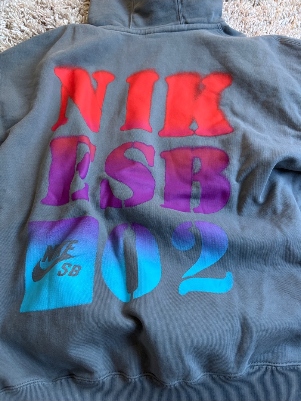 Nike Men’s Olive Green Crewneck Sweatshirt with Teal Logo
